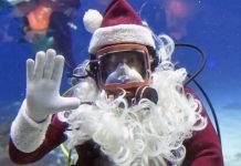 Scuba Santa
