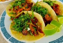 Taquería Moves to Town